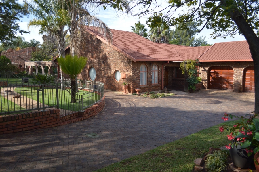 3 Bedroom Property for Sale in Doringkruin North West